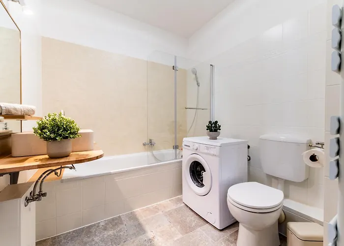 Neu 2 Personen, Zentrumsnah Appartement